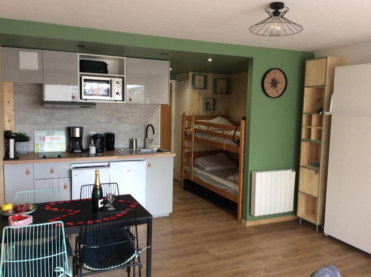 Les Obiones, Vue Laterale Mer, Fort Mahon Plage, Magnifique Studio Cabine 4P, Avec Balcon , Parking Prive Gratuit, Wifi, Classe 2 Etoiles, Exposition Plein Sud En Baie De Somme Bagian luar foto