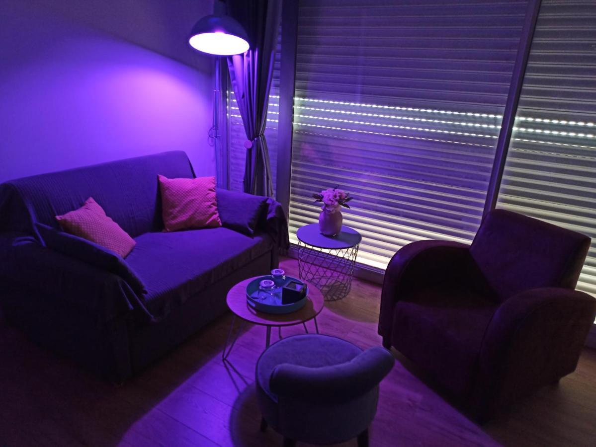 Les Obiones, Vue Laterale Mer, Fort Mahon Plage, Magnifique Studio Cabine 4P, Avec Balcon , Parking Prive Gratuit, Wifi, Classe 2 Etoiles, Exposition Plein Sud En Baie De Somme Bagian luar foto
